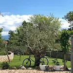 Lena فيلة Polje (Krk)
